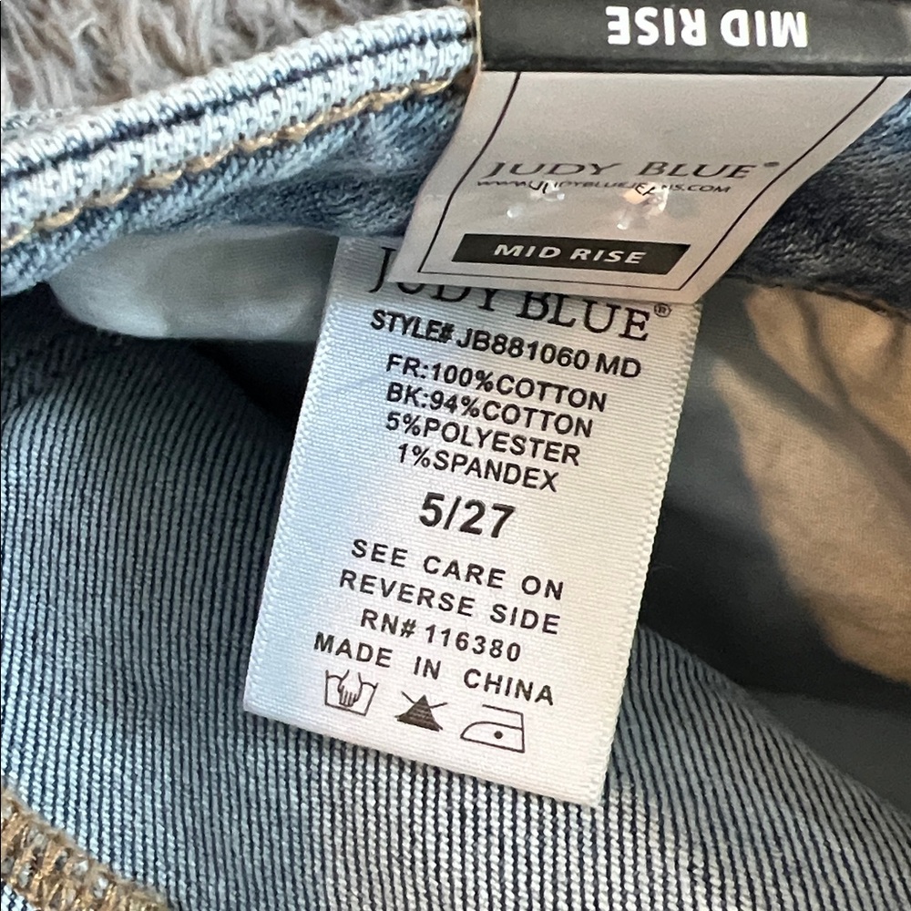 Judy Blue Straight Leg Jeans - Picture 11 of 11